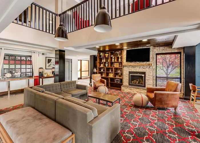 The Crossroads Hotel - Newburgh